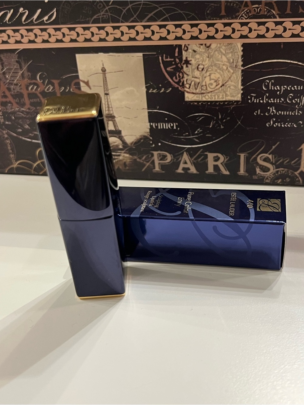 Estee Lauder Pure Color Envy Lipstick - Envy 440 Irresistable - Picture 2 of 2